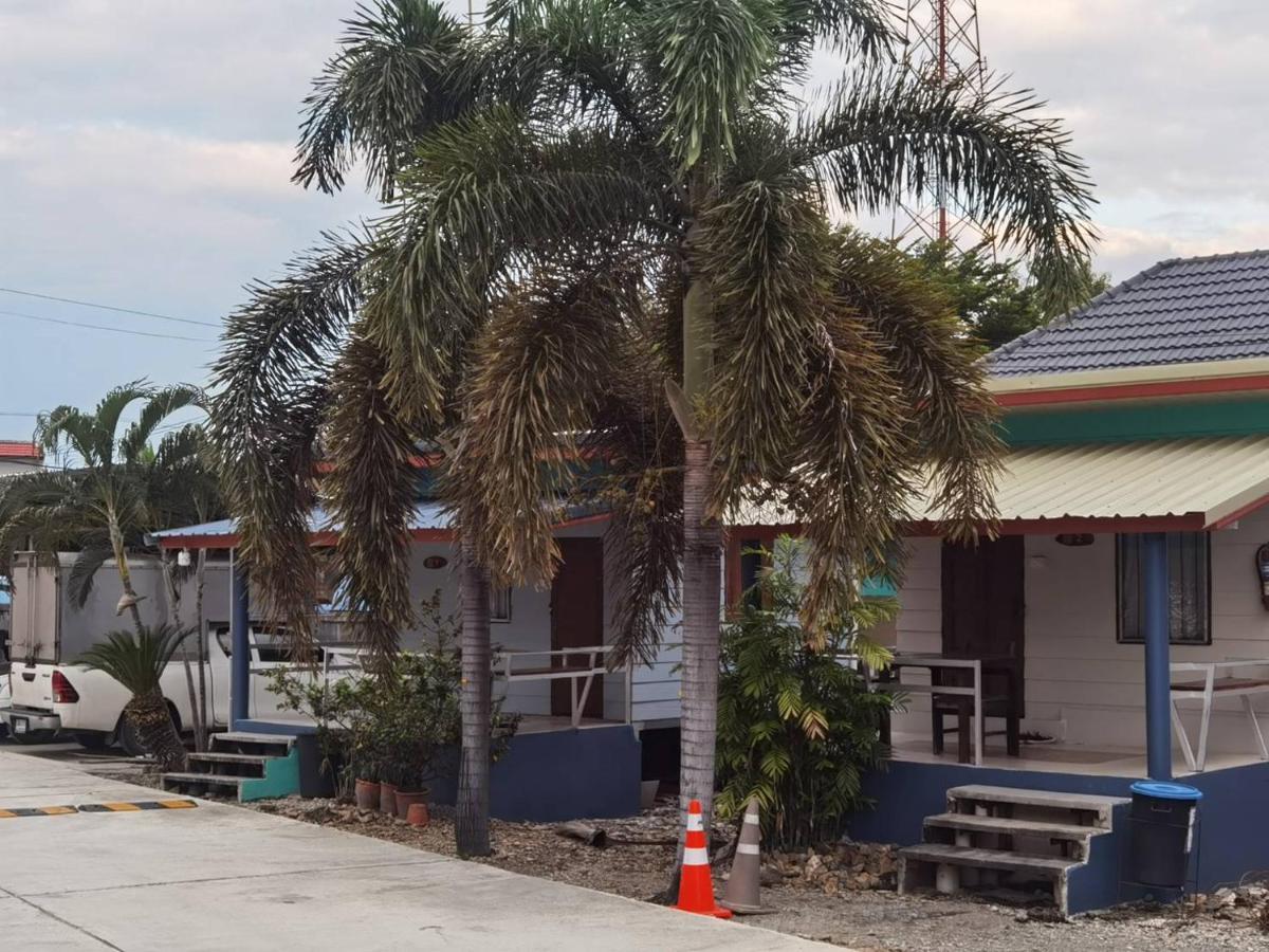 18 négyzetméteres stúdió Apartman 1 fürdőszobával Ban Luang területén Csomthong Kültér fotó