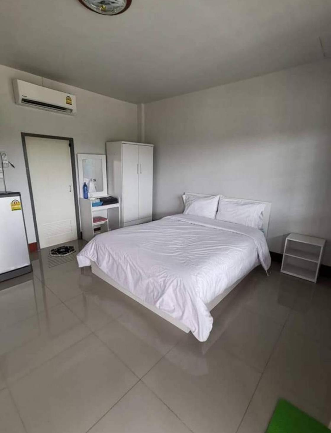 18 négyzetméteres stúdió Apartman 1 fürdőszobával Ban Luang területén Csomthong Kültér fotó