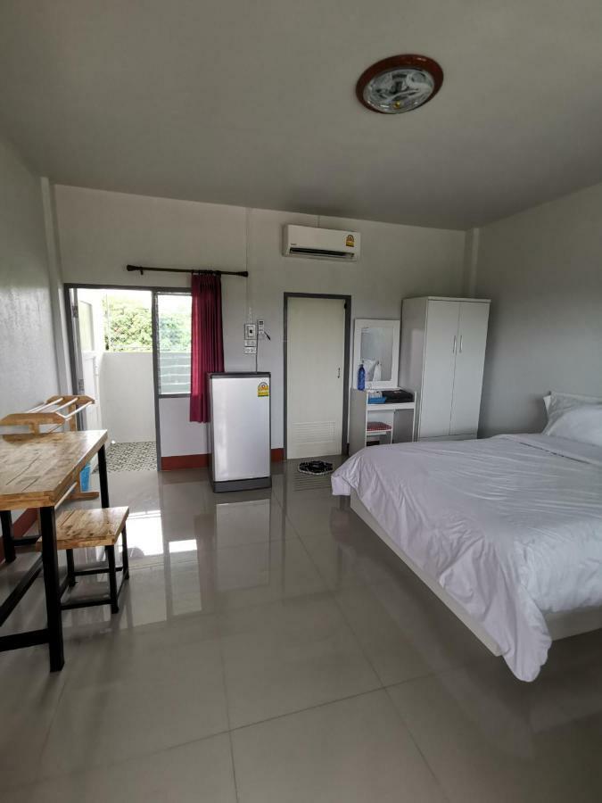 18 négyzetméteres stúdió Apartman 1 fürdőszobával Ban Luang területén Csomthong Kültér fotó